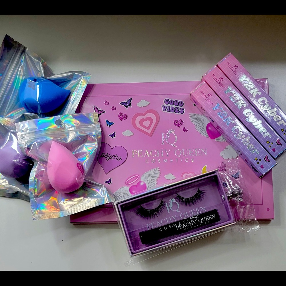 Y2K LOPTOP MAKEUP BUNDLE
